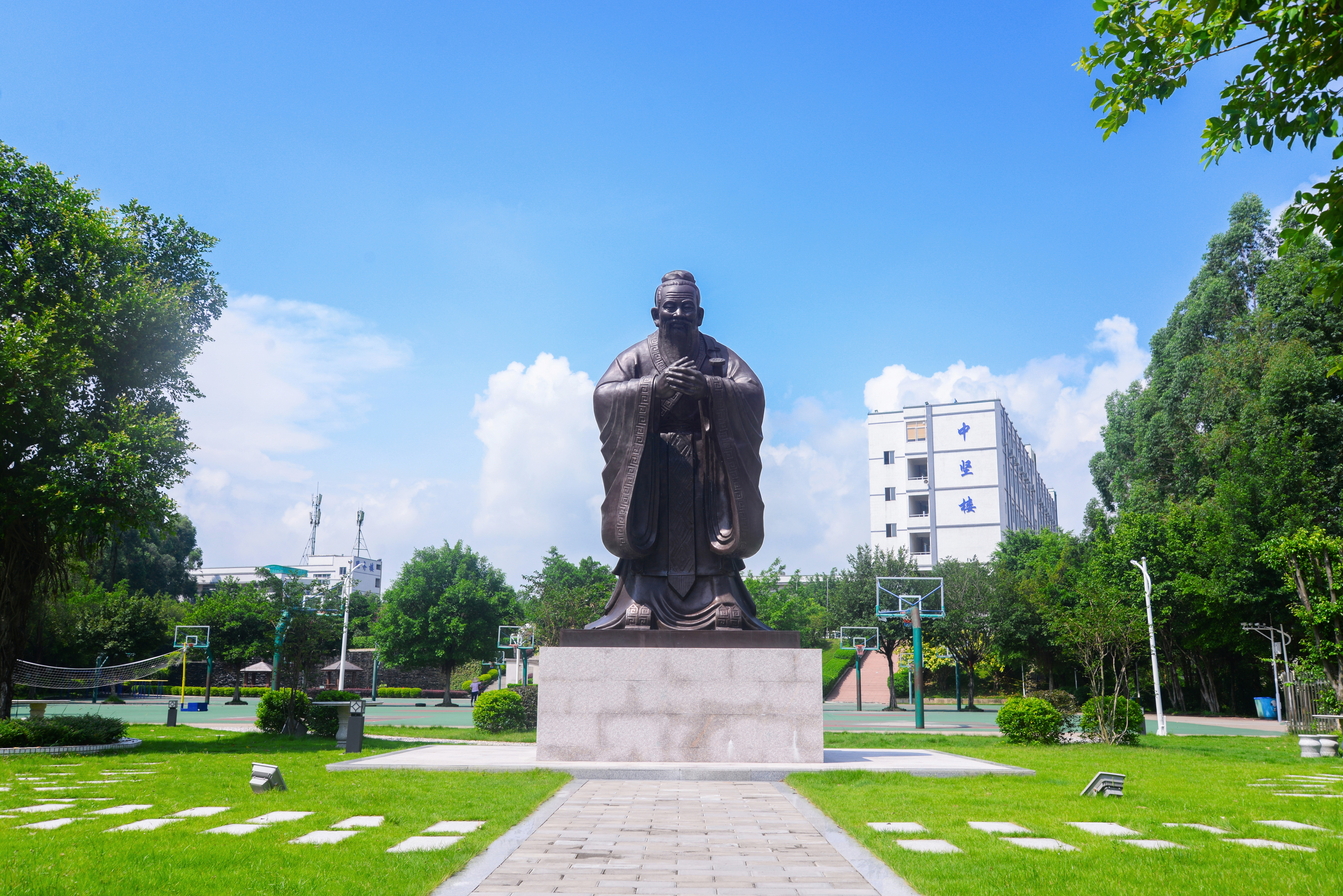 揭阳技校